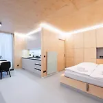 Mountain By The River - Base Camp Medvedin キャンプ場 スピンドレルフ・ムリン