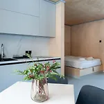 Mountain By The River - Base Camp Medvedin スピンドレルフ・ムリン