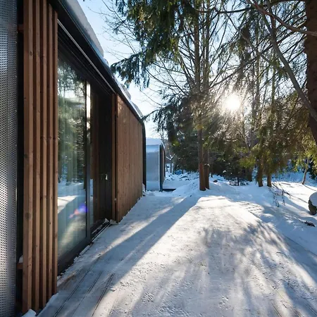 캠프장 Mountain By The River - Base Camp Medvedin